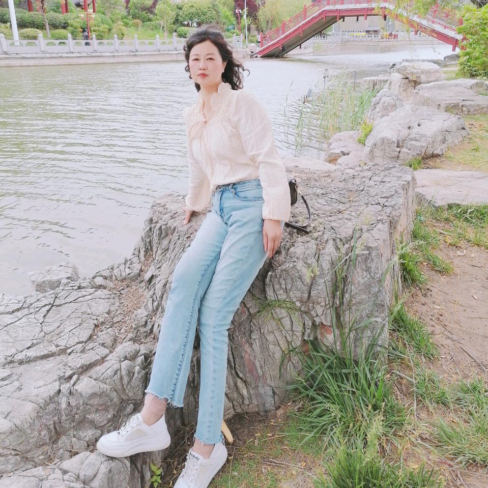 红姐 每晚（晚8：30：19开播）