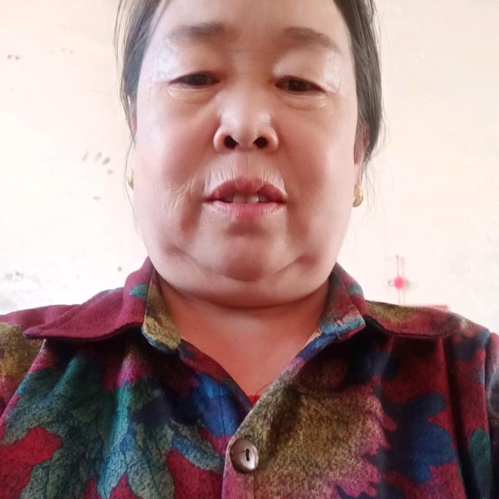 用户6630513228303