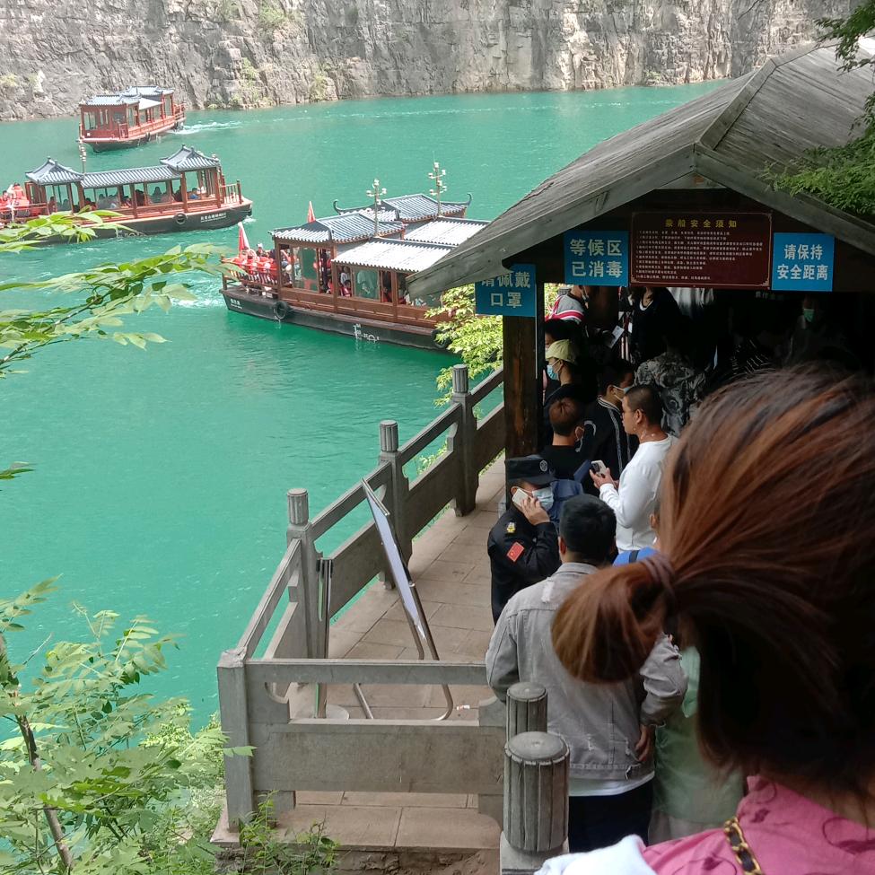张    守护亮一嗓