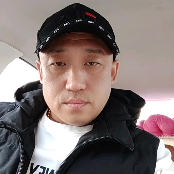抚顺小黑黑哥