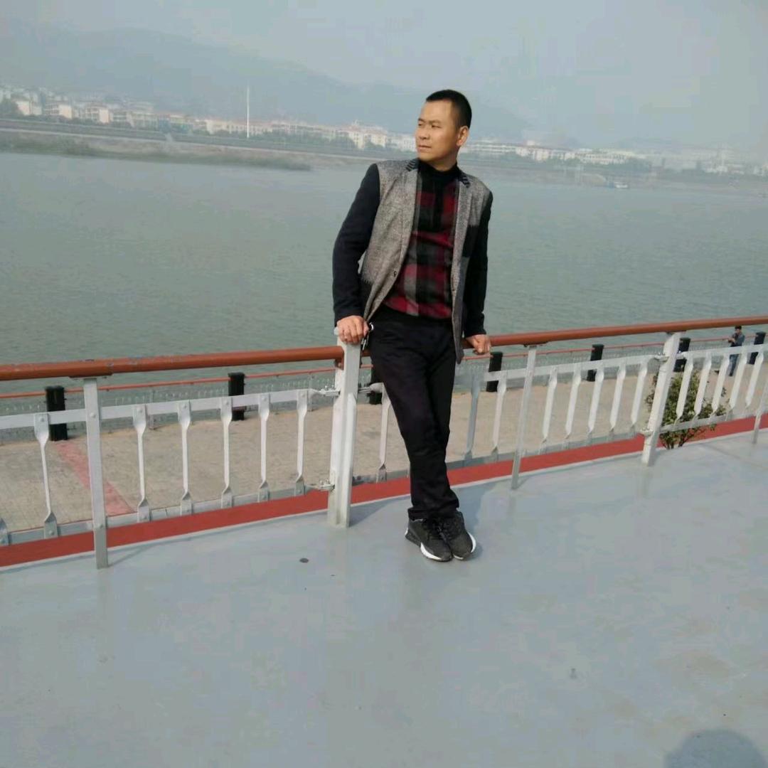 隔壁大哥