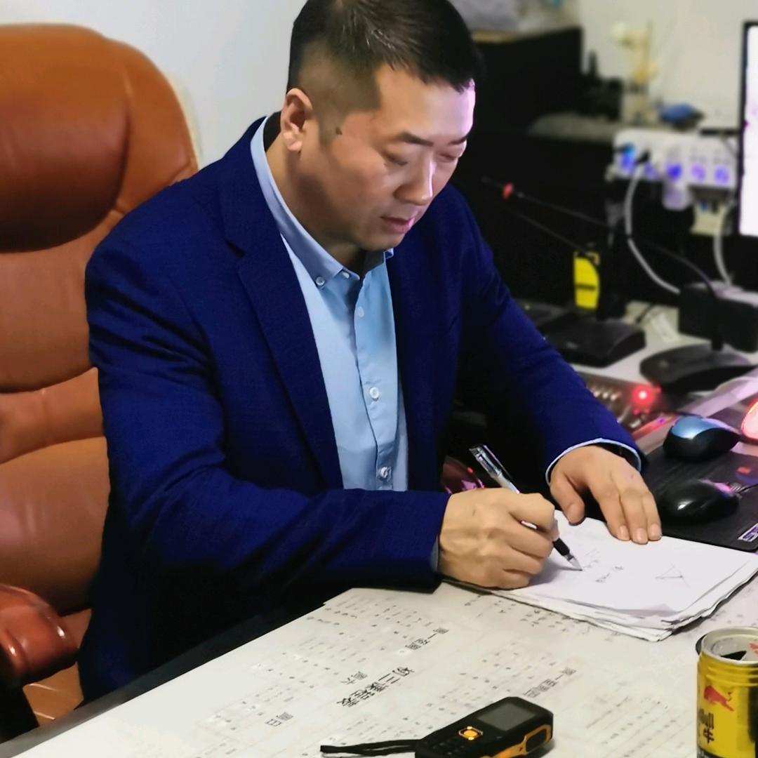 毕校长硬笔字