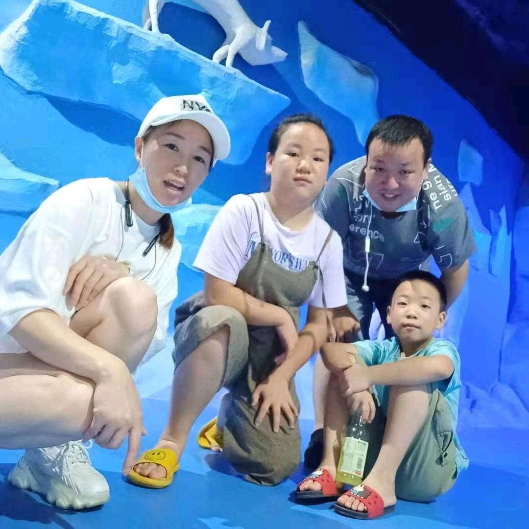 🐕🐕0度服饰谢燕华