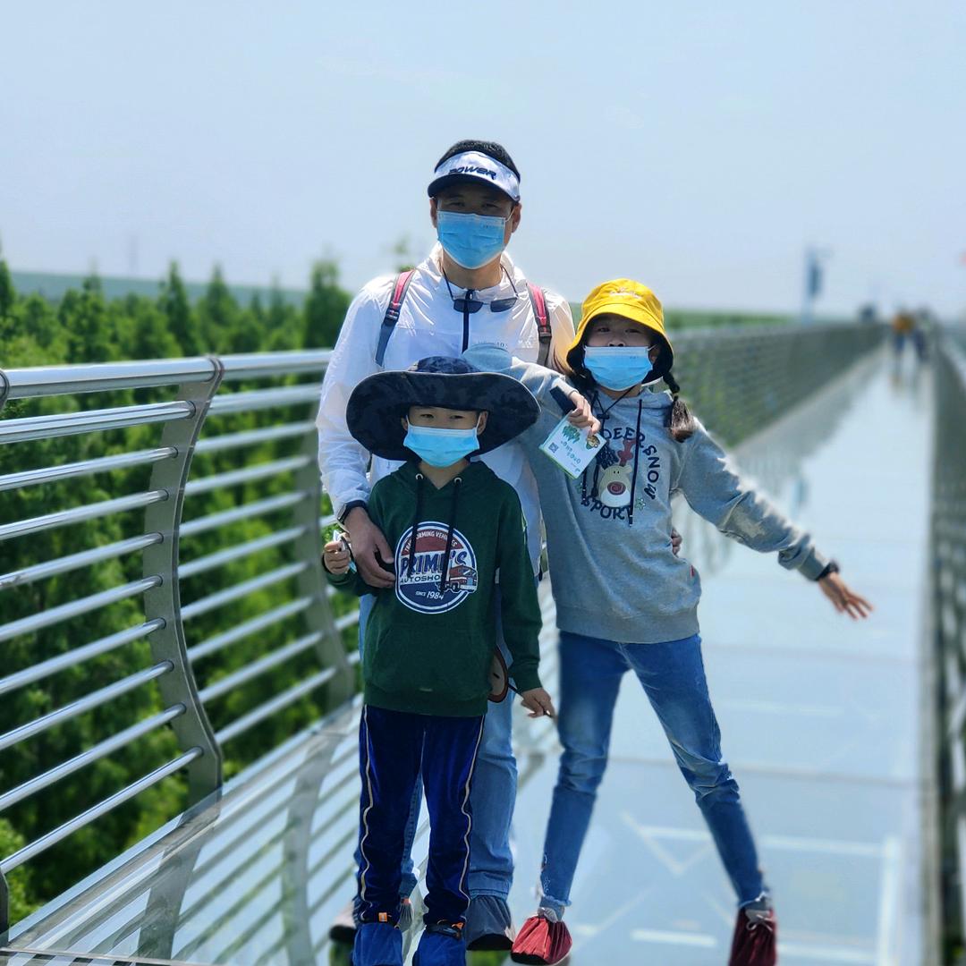 山野遇小孙头像