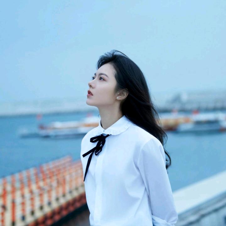 美好的一天(∗❛ั∀❛ั∗)✧*。