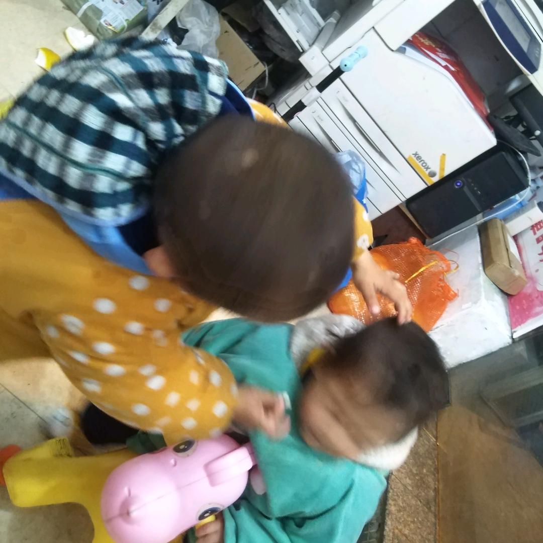 大兵小逸