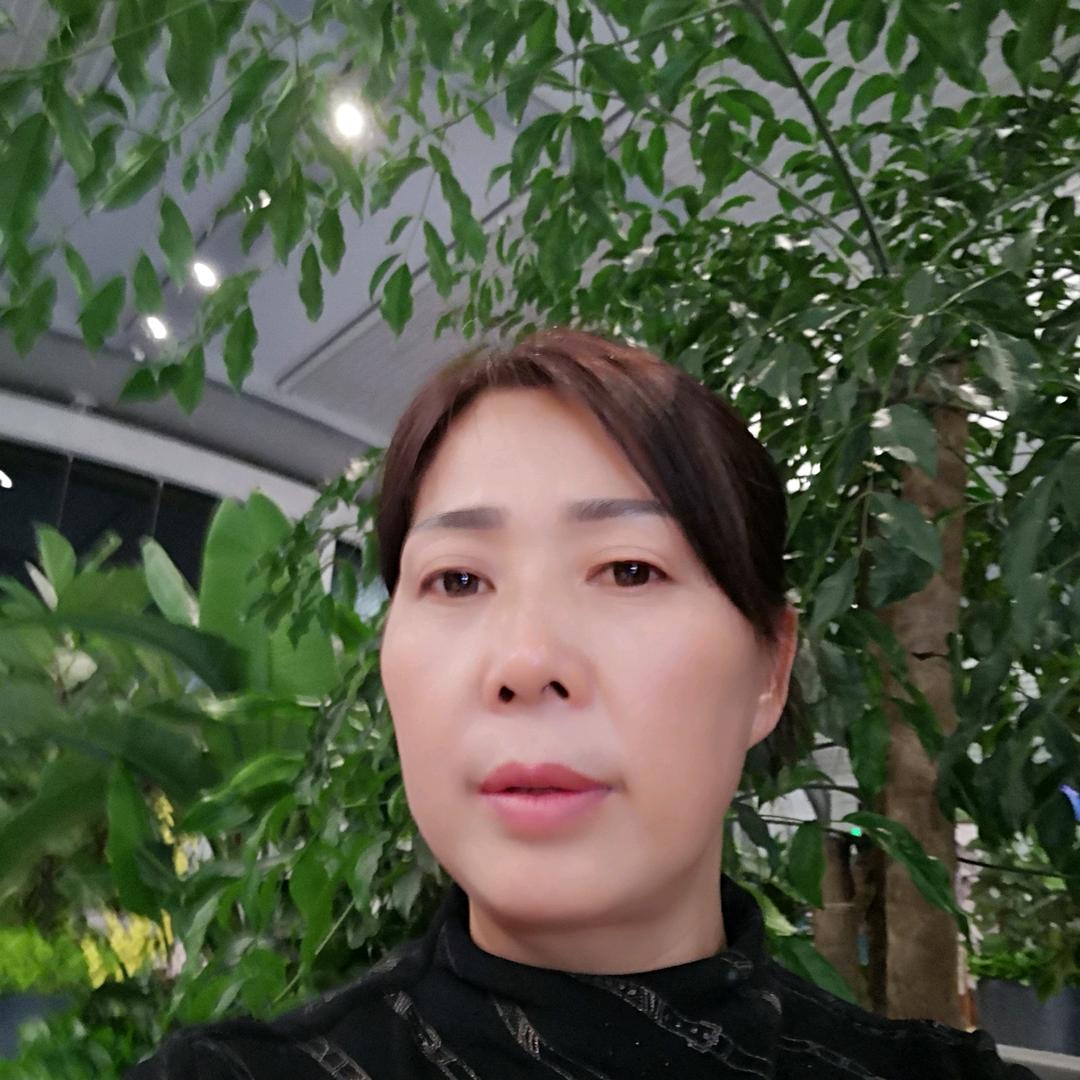 茉莉花开。