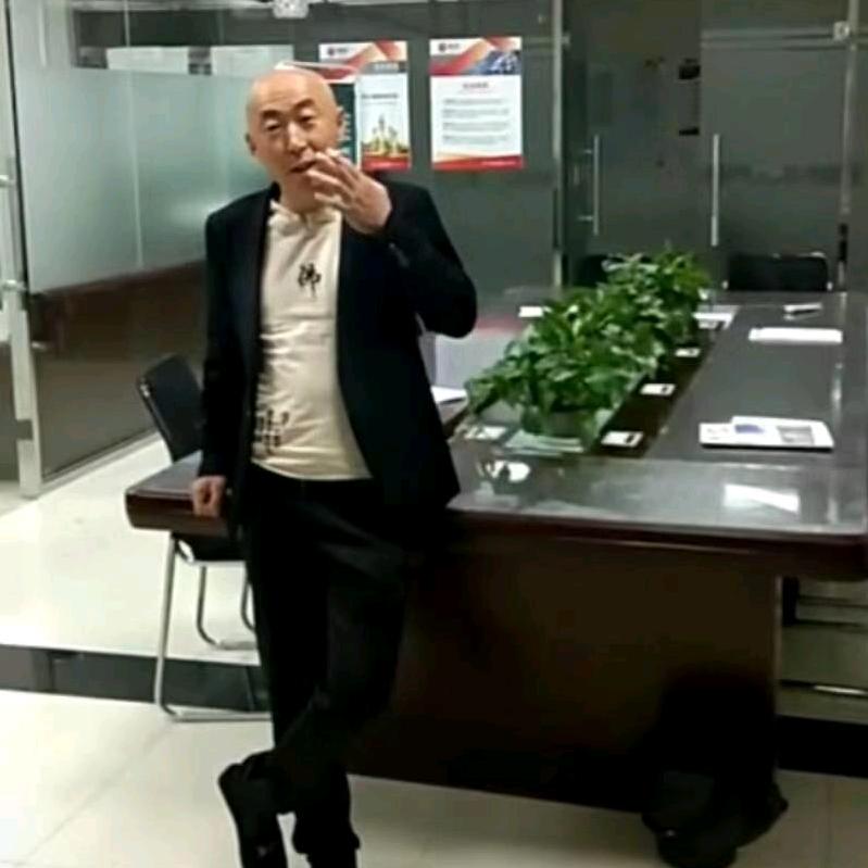 崔不三