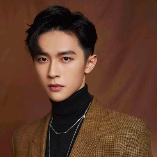 🎠醉生梦死🌧️