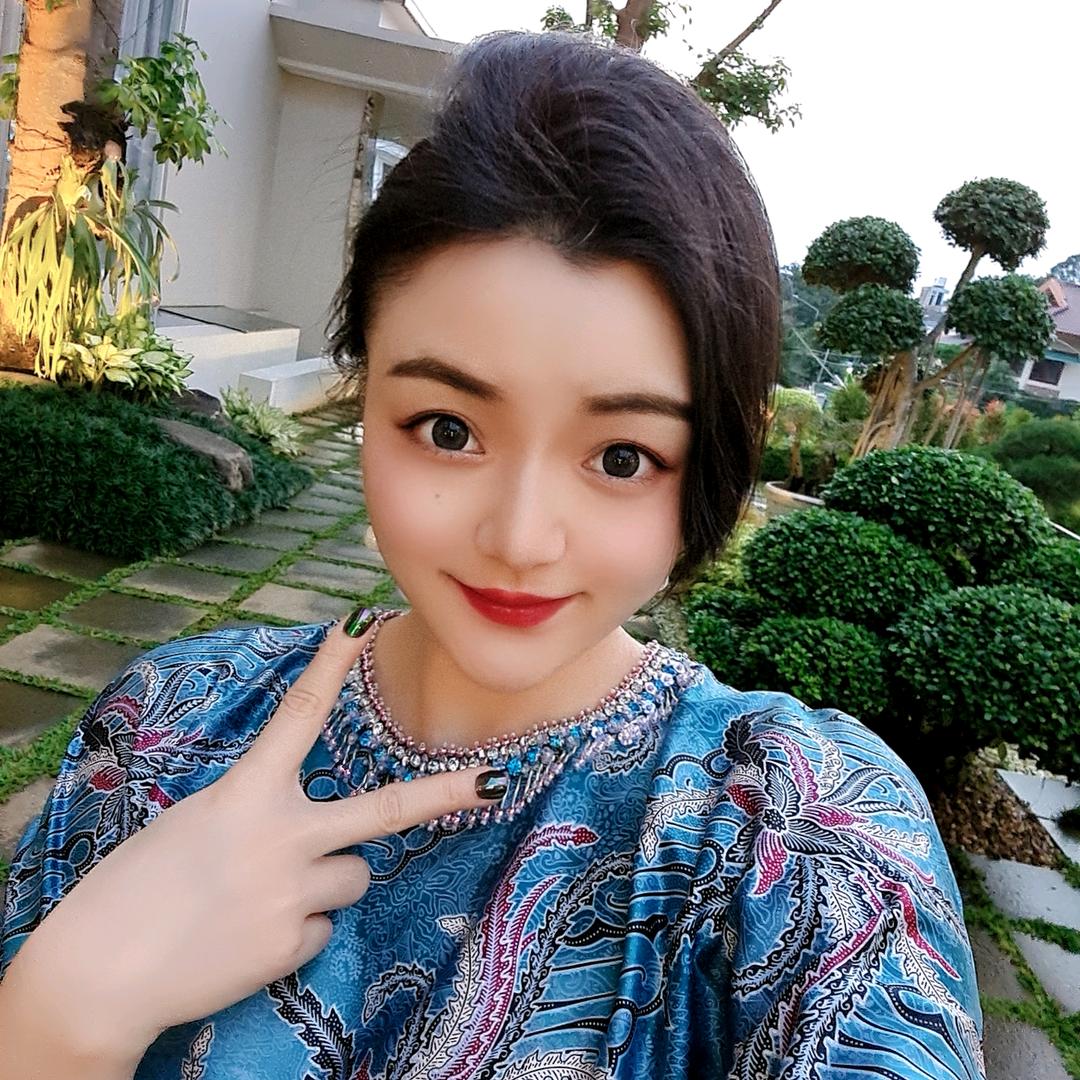 京印服饰天天轻奢女装