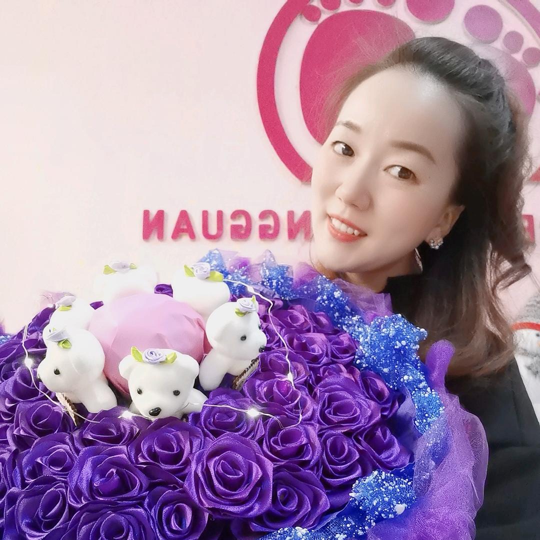 借个肩膀给我靠💪（连赞拉黑）