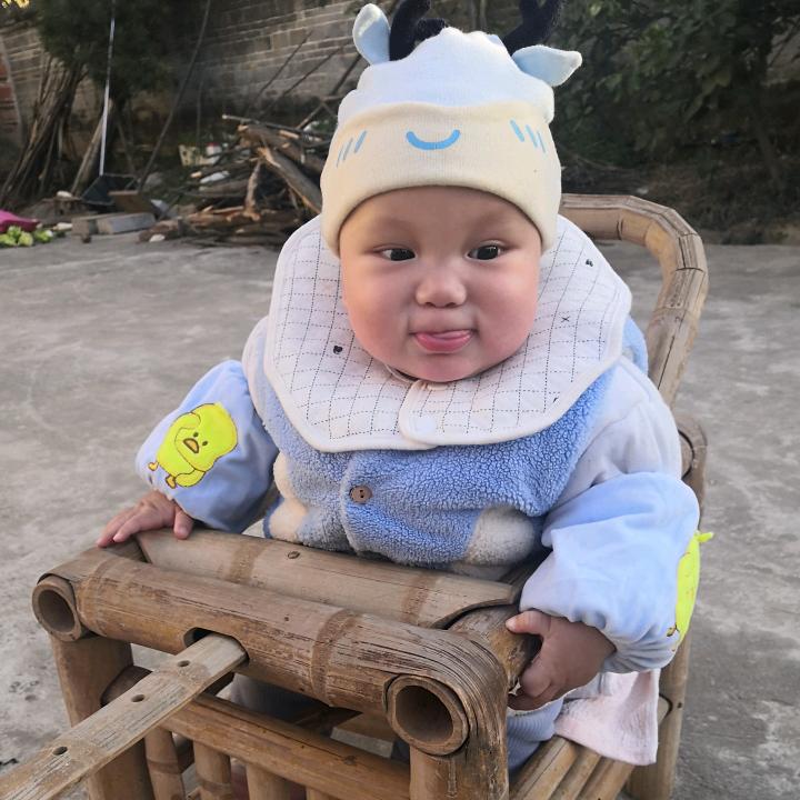 奕👦