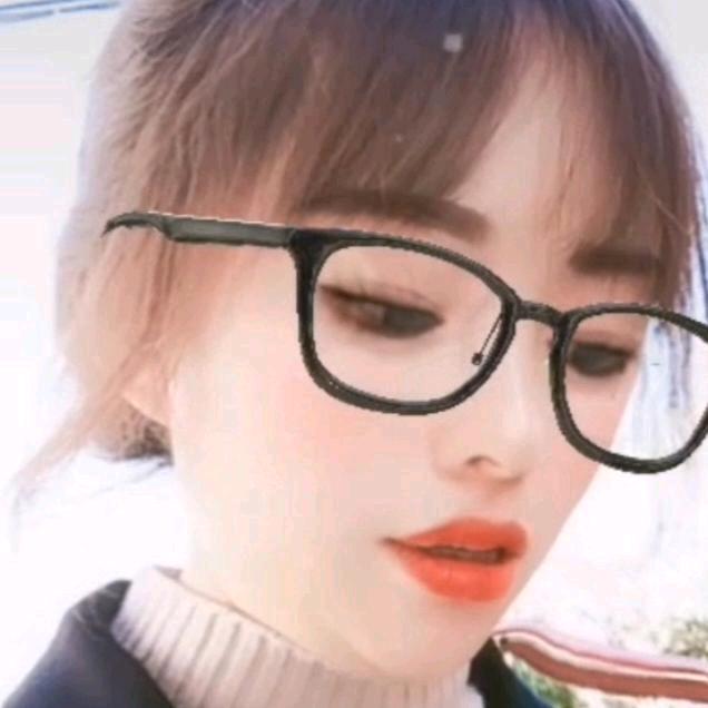 会荡秋千的小虫子