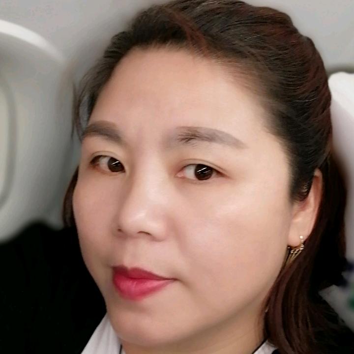 受了伤的女人，快乐的单身