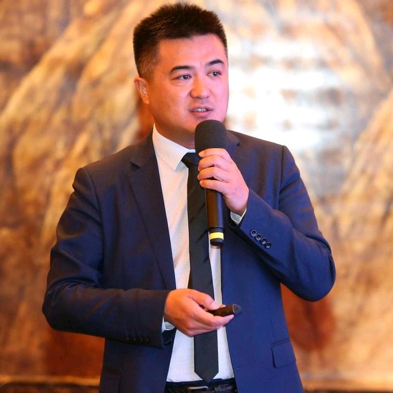 财经咖志哥