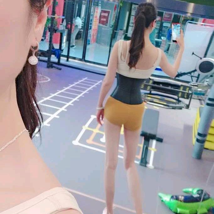 健美露宸姐