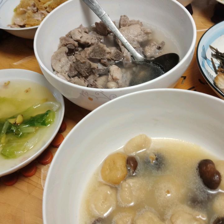 陈 龙
