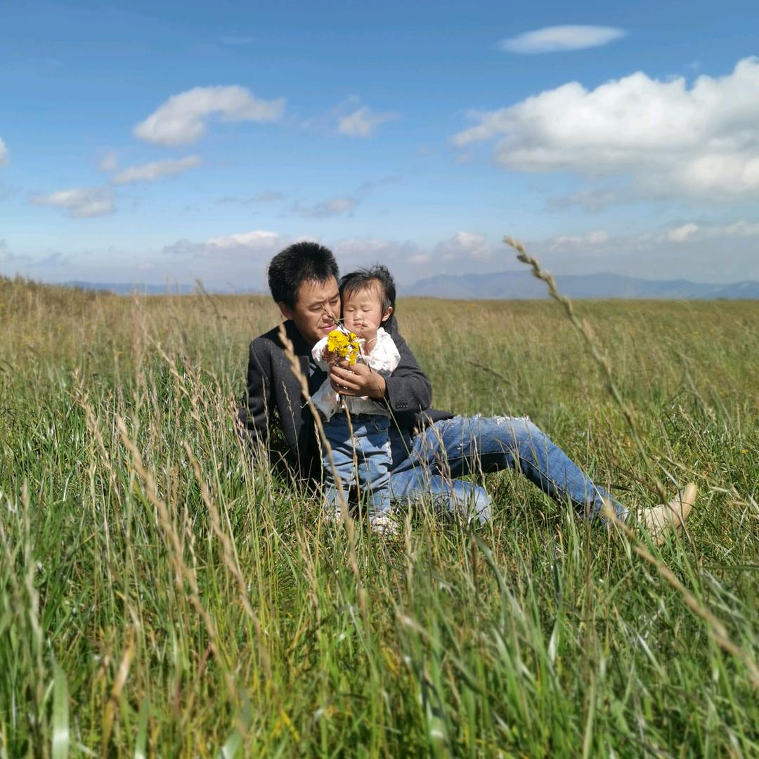 天下一家（心手相牵）