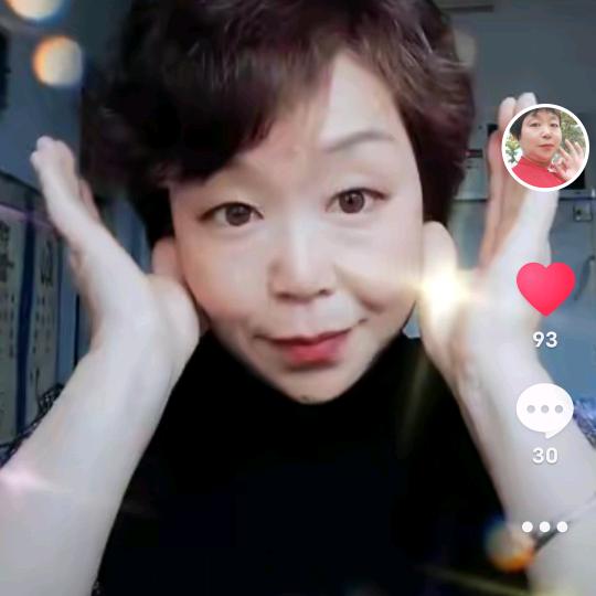 贤惠华姐（，下午2：20开播