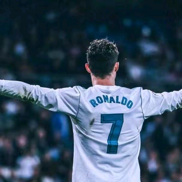 Cristiano Ronaldo7⃣