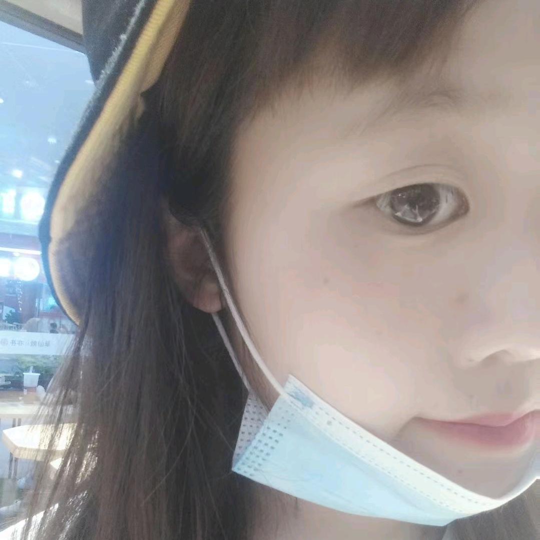 一个人在哭