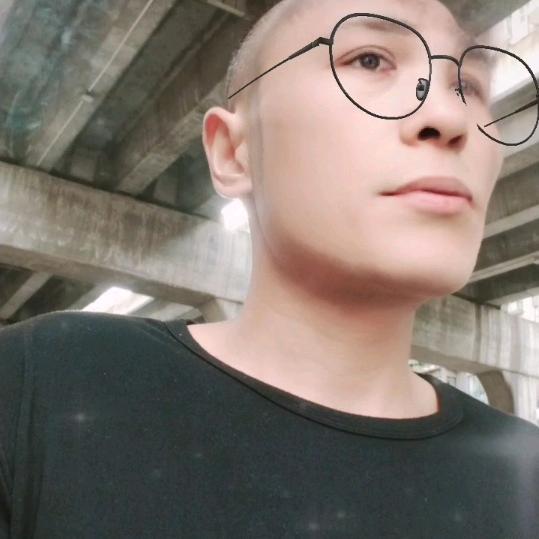三哥扯把子