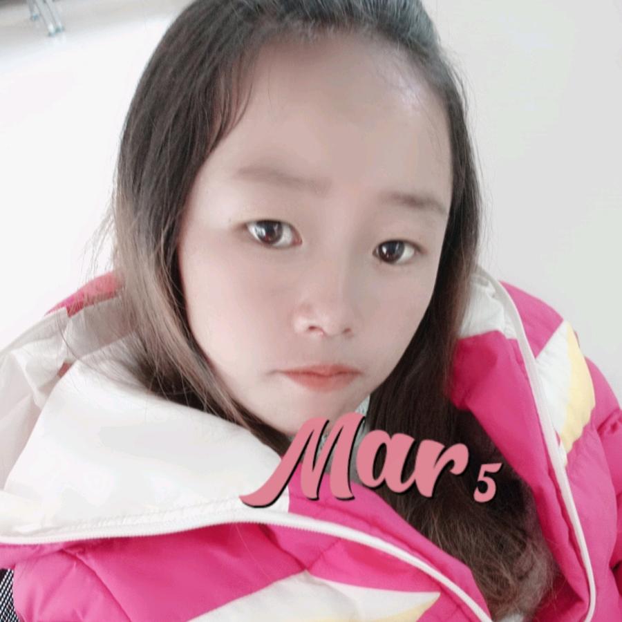 采蘑菇的萌宝o宀_