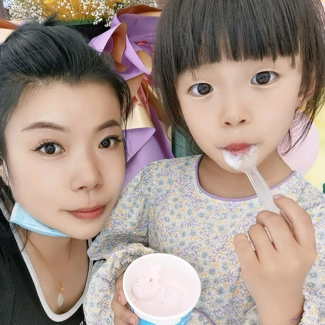 果果傻大姨和朵朵