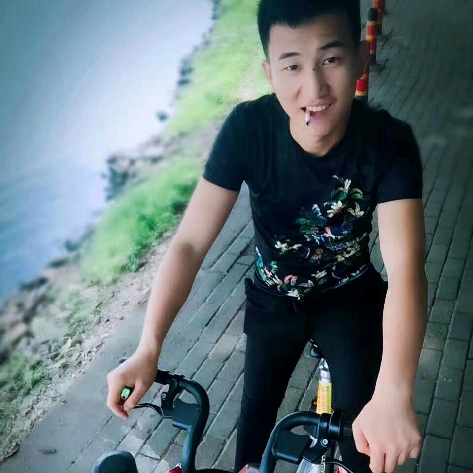 人  影  子