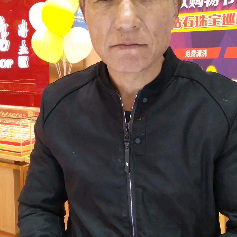 承接砸牆鏟頂開門地，地腳線
