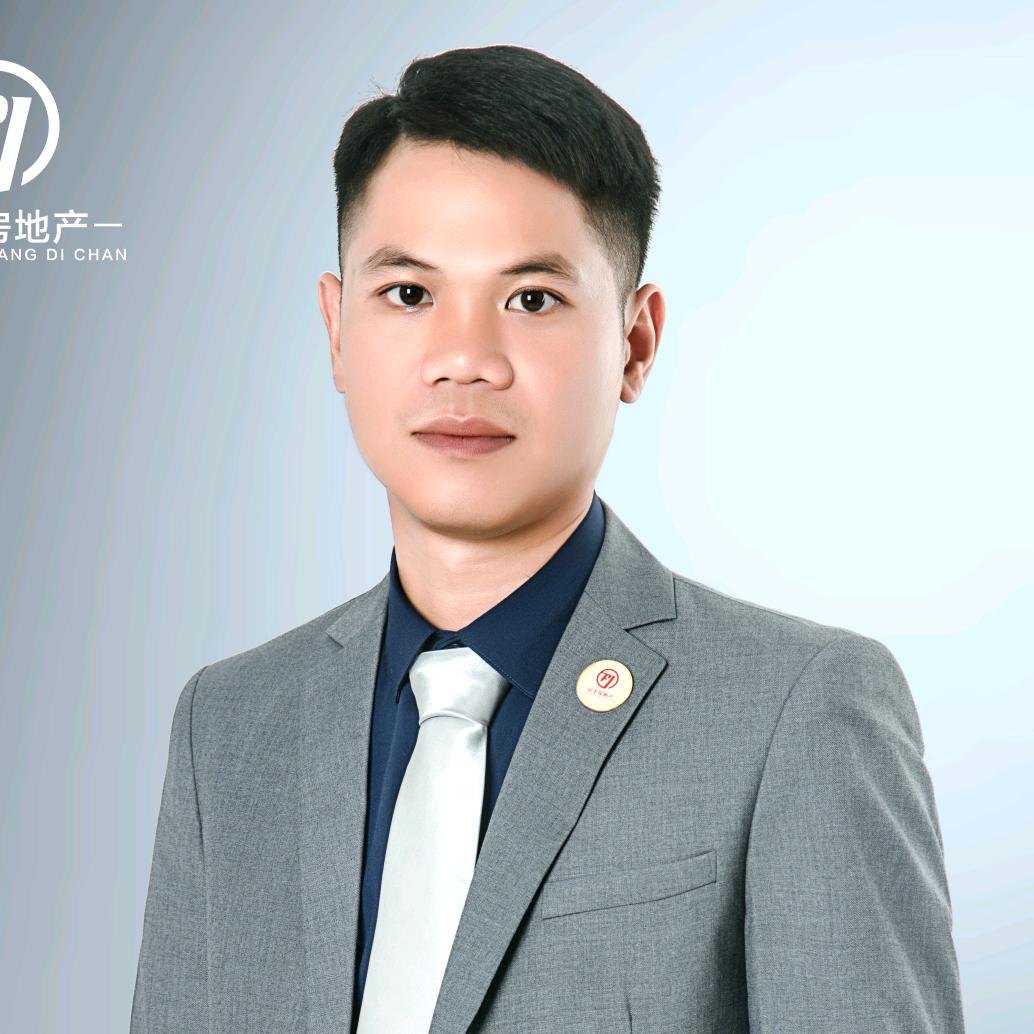 来宾小何总讲房