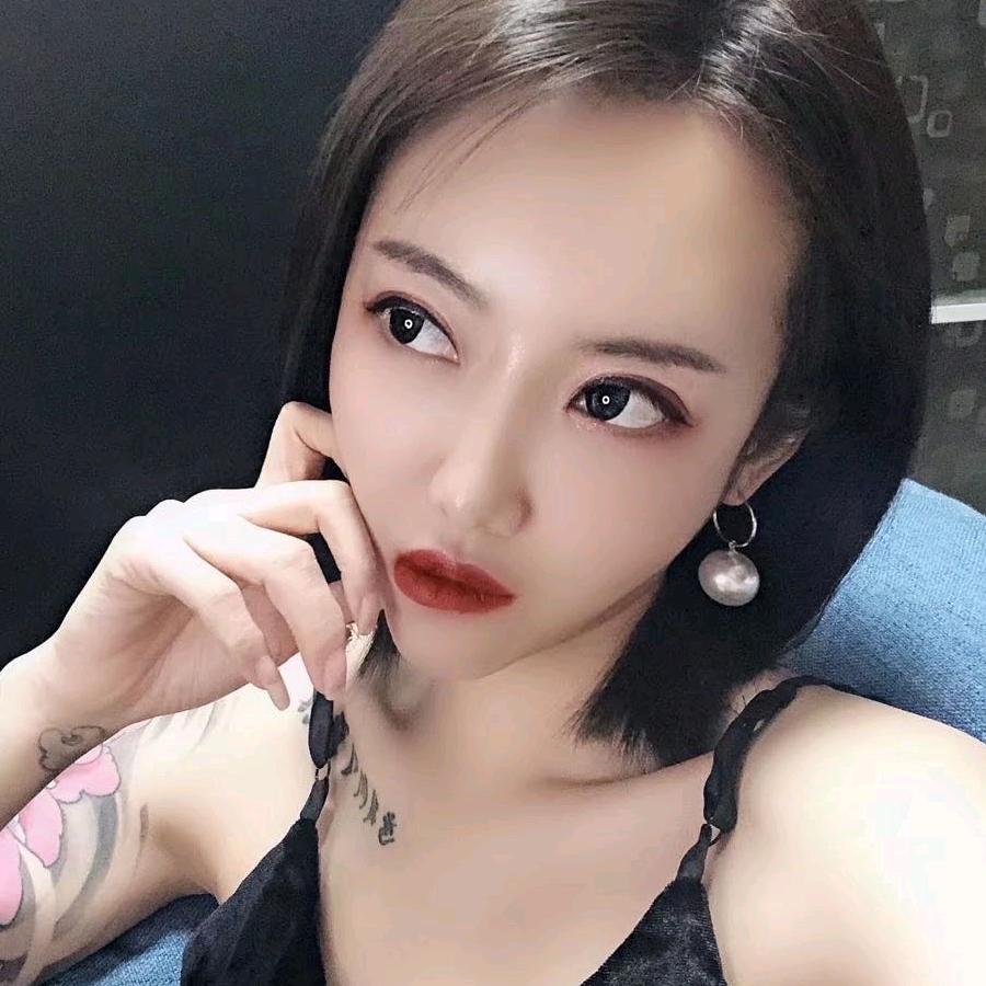 妮儿💕