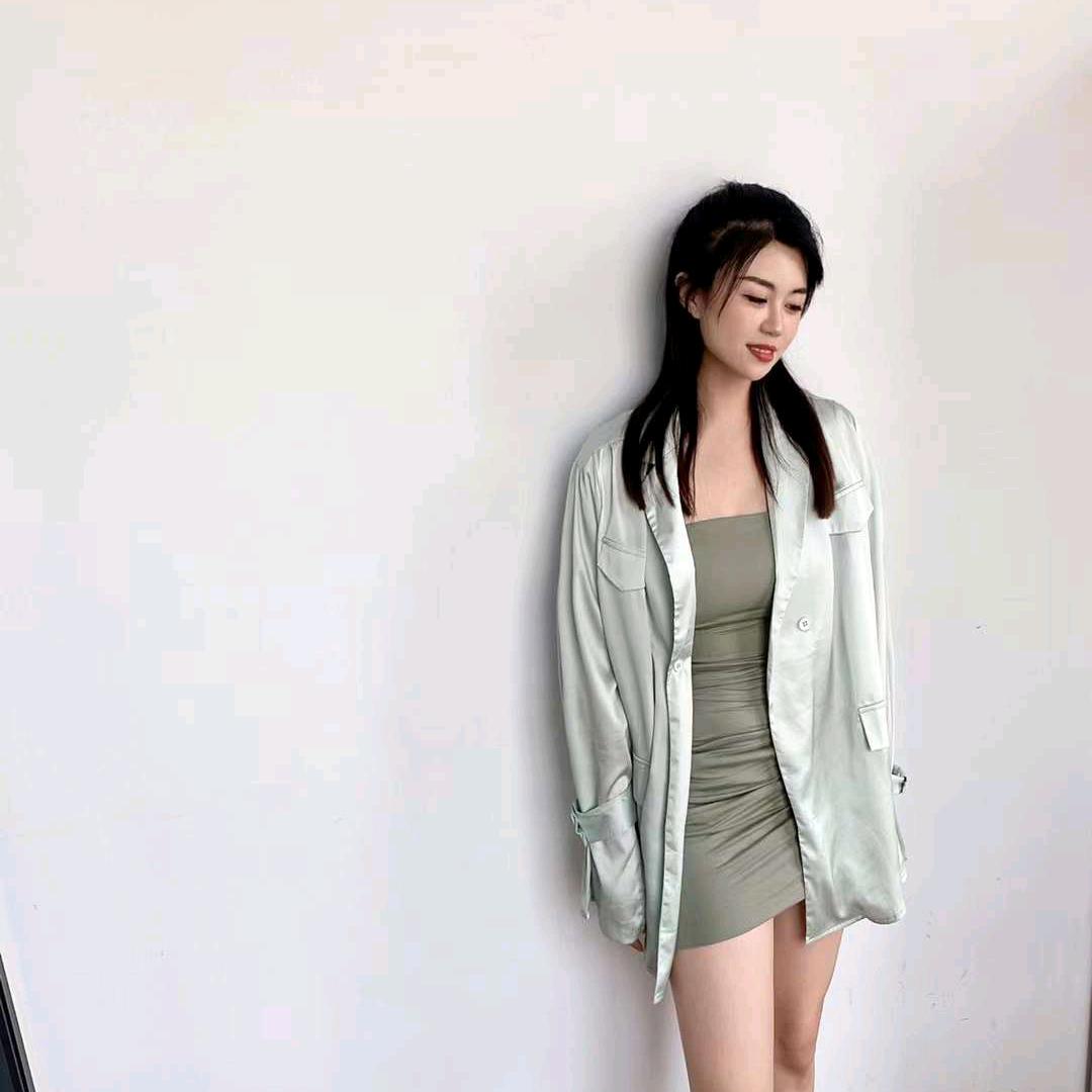 是丽丽呀