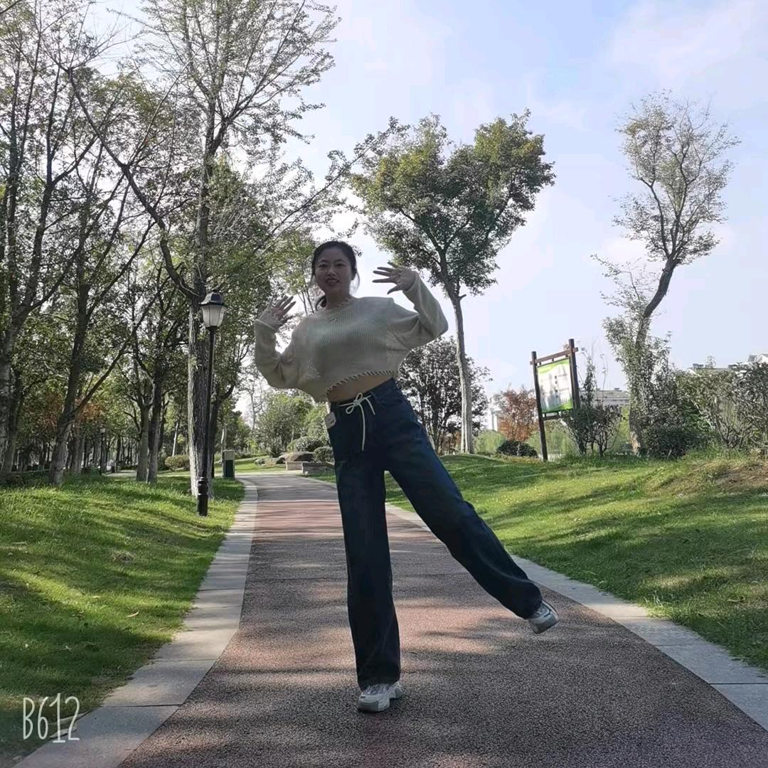 爱唱歌的的我
