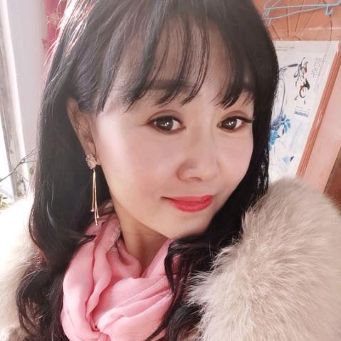 温柔的白百合