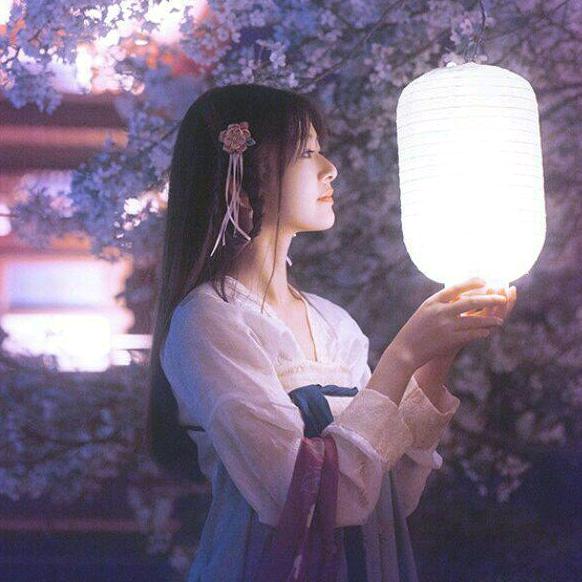 哈尼姑娘