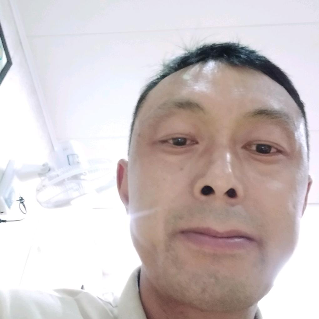 胡均
