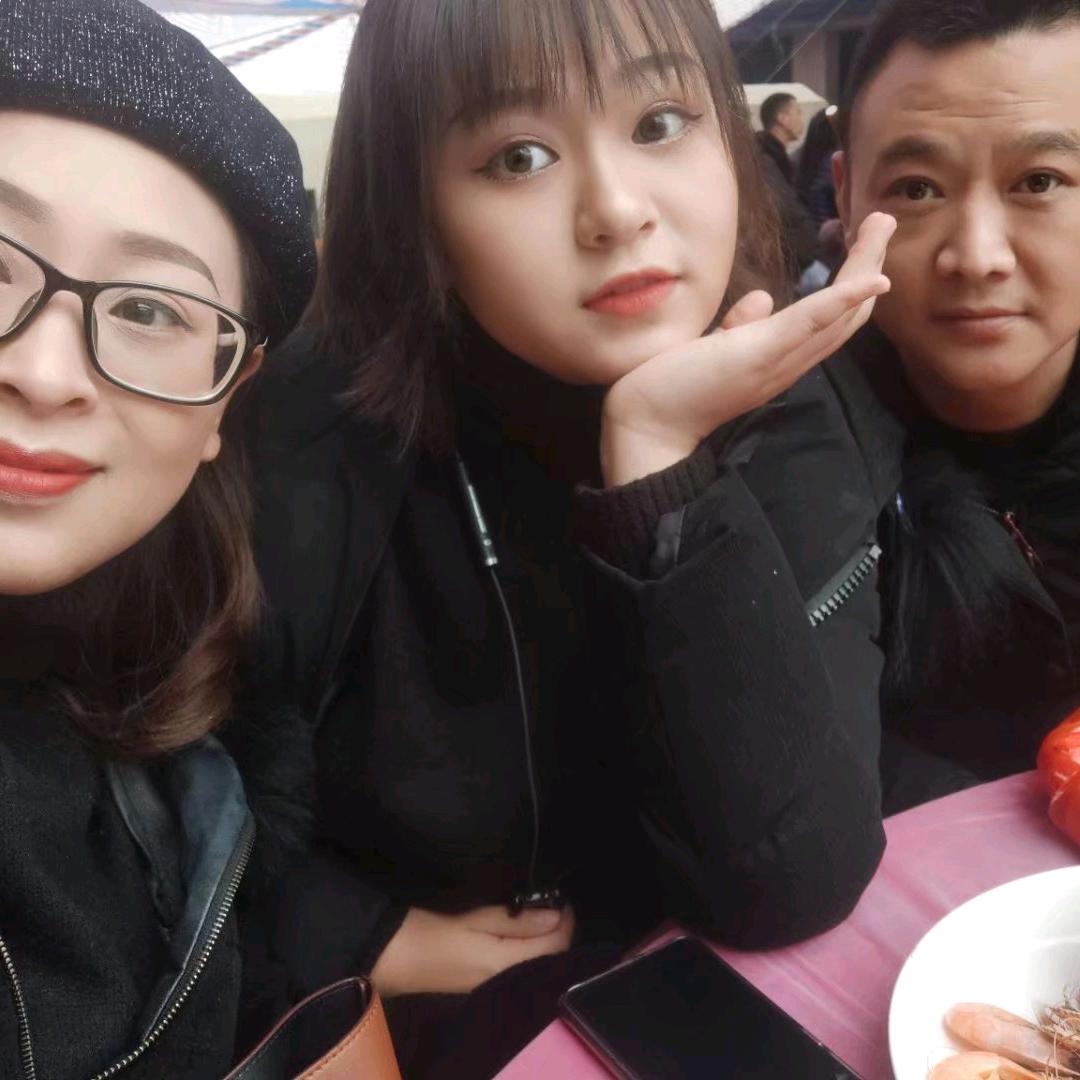 万州动力演出公司刘利