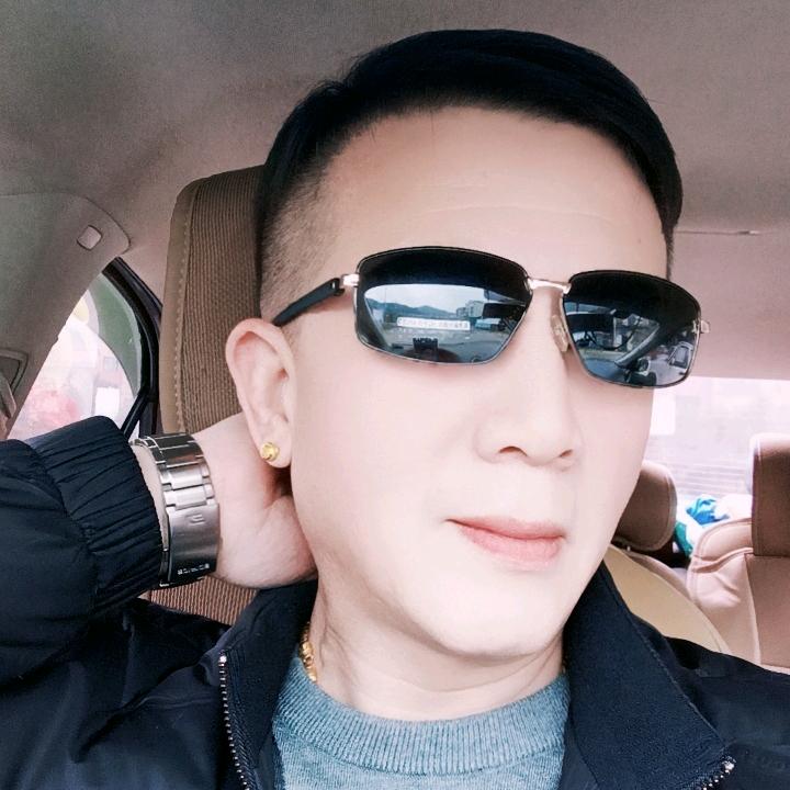 教你开车的李教练