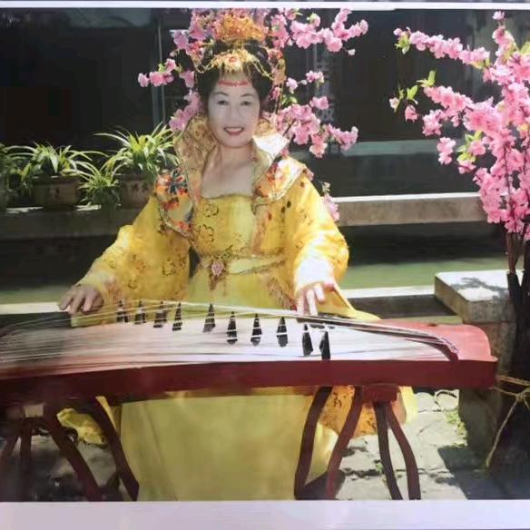 贺淑娥