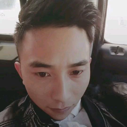 包鸾骏马传媒