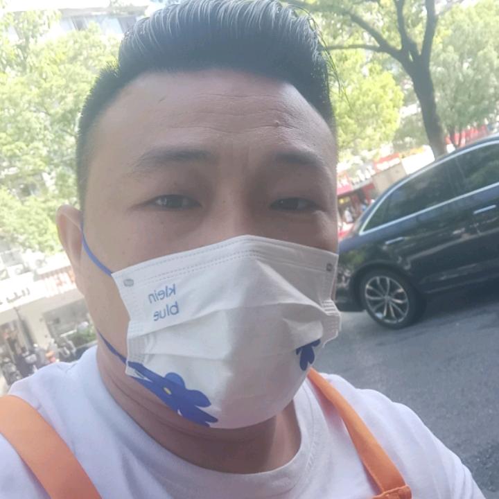 农村卖猪肉的小哥哥