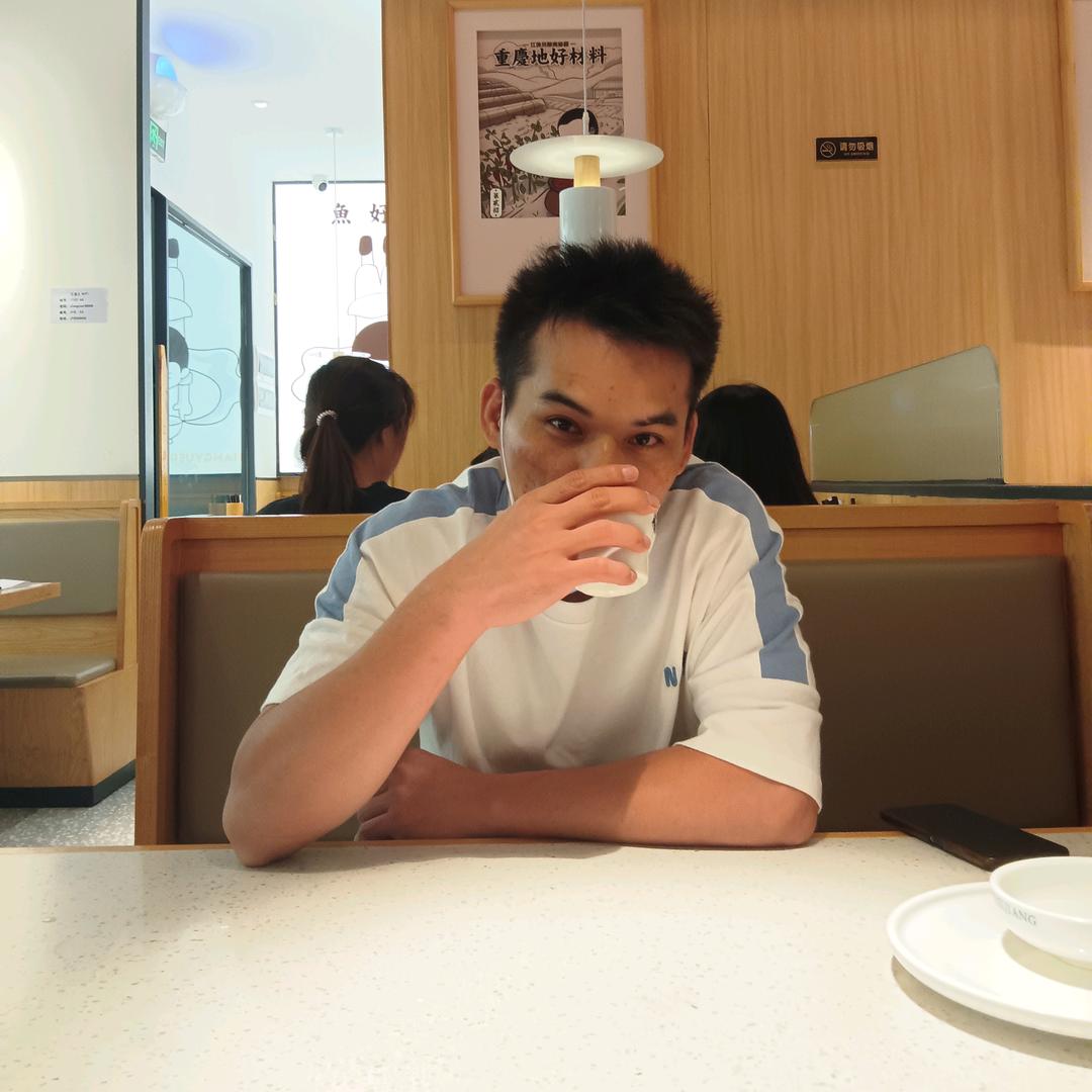 撸铁张(小胖和大瘦)