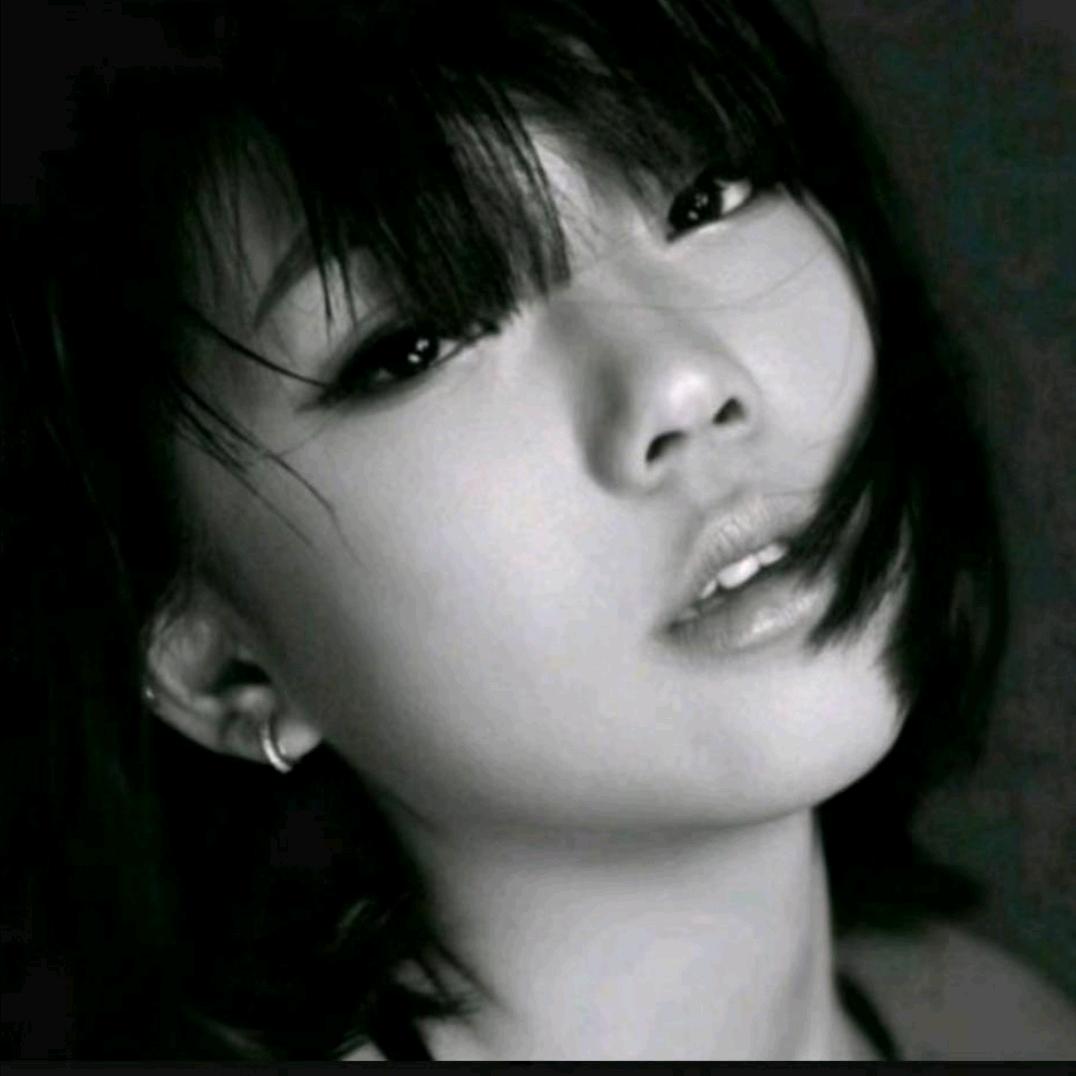 【小燕子】
