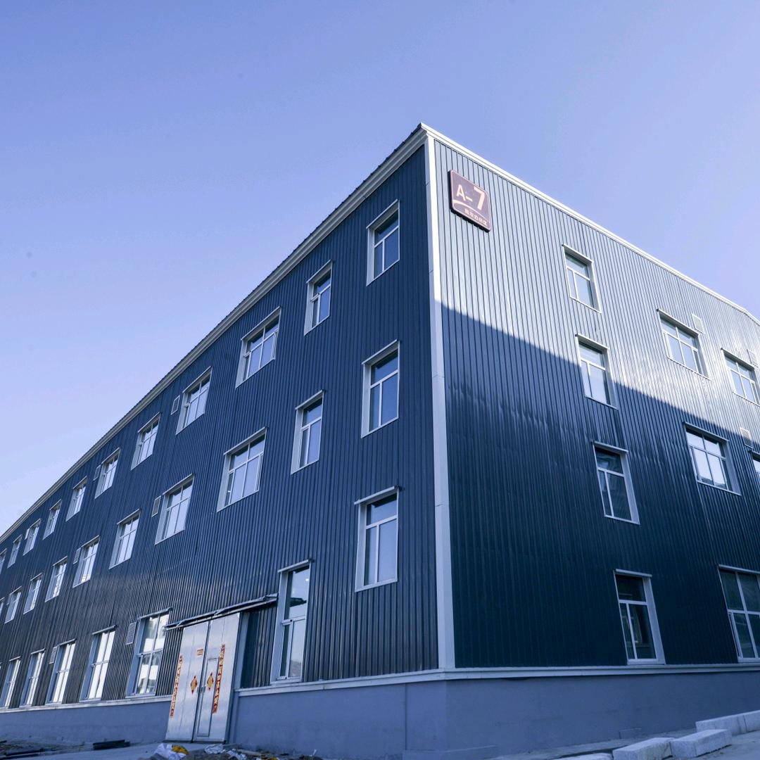 Seven Oaks和龙九星服装有限公司童装专卖店