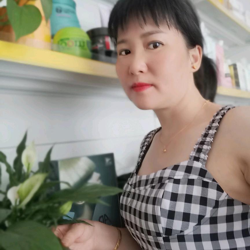 关王清清美容美发