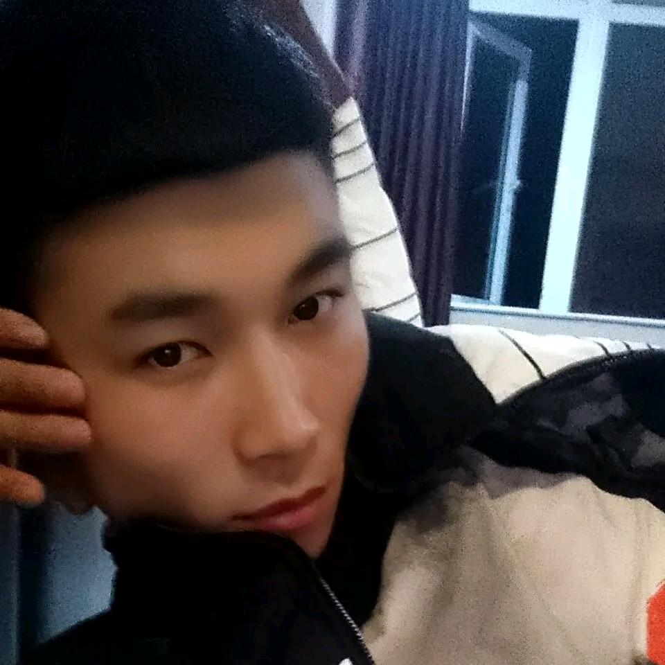 @你的：～阿峰💋💋