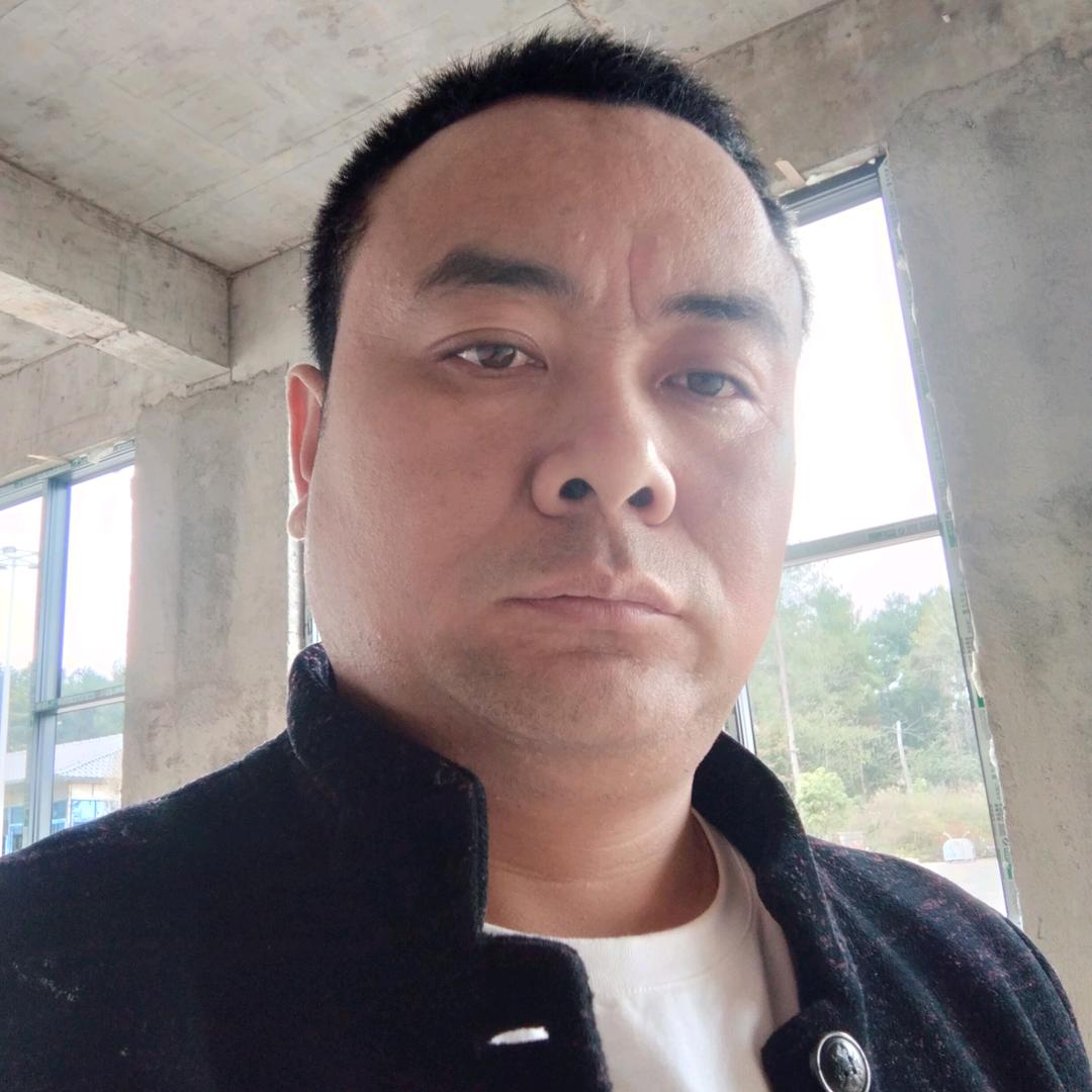 .黔西市门窗维修更换各种破损玻璃