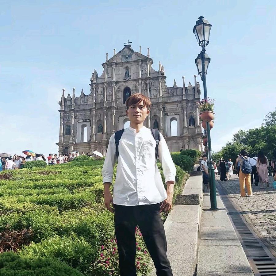 武汉市武昌区雷丝艺美发工作室