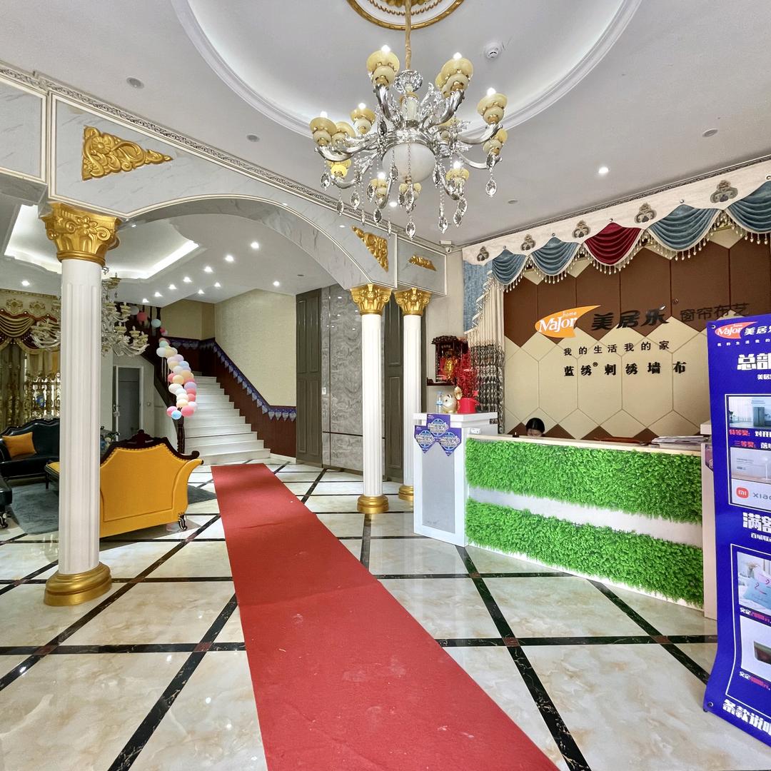 南康美居乐窗帘姐